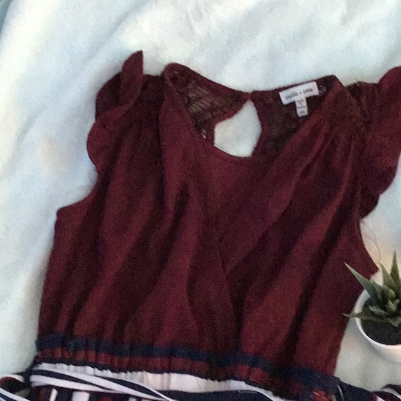 🌸Cute burgundy artsy jumpsuit ✨ - Picture 3 of 6